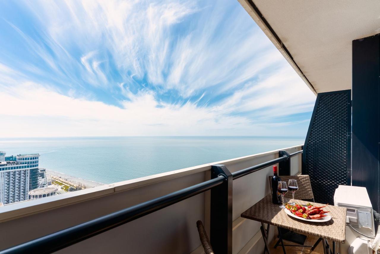 Апартаменты BATUMI ORBI Экстерьер фото