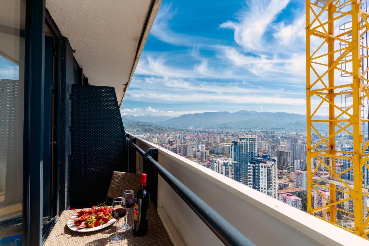 Апартаменты BATUMI ORBI Экстерьер фото